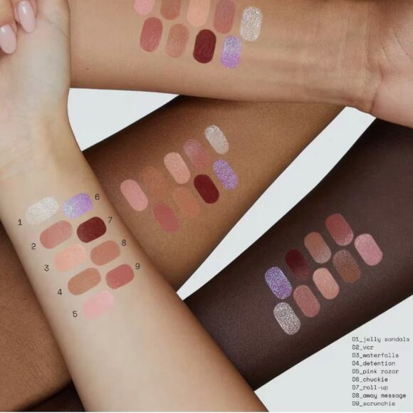 R.E.M. Beauty On Your Collar Plumping Lip Gloss Bundle NEW - Picture 3 of 8